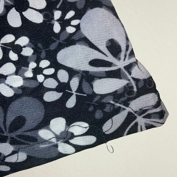 Black floral mesh v neck shirt, whimsigoth boho chic alternative office siren - Picture 5 of 6